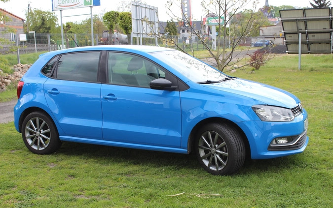 Volkswagen Polo cena 25800 przebieg: 67606, rok produkcji 2015 z Zagórów małe 67